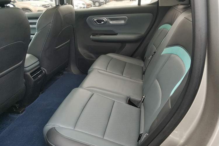 Used AION Y 2023 Plus 510 Smart Edition Left Rear Seat