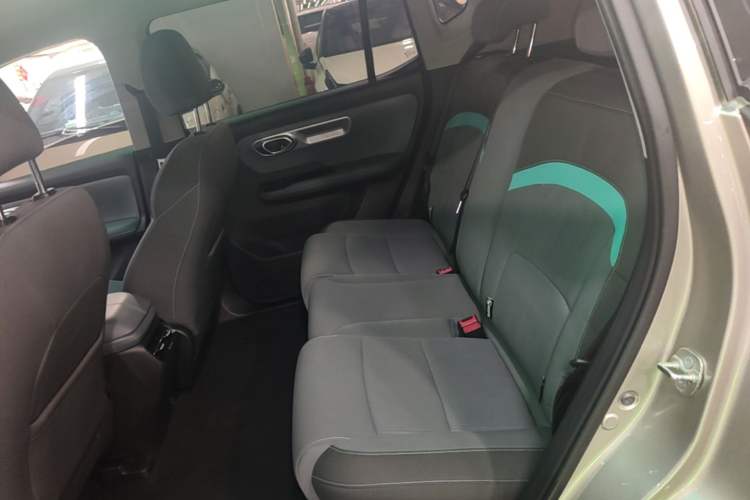 Used AION Y 2023 Plus 510 Enjoy Edition Left Rear Seat