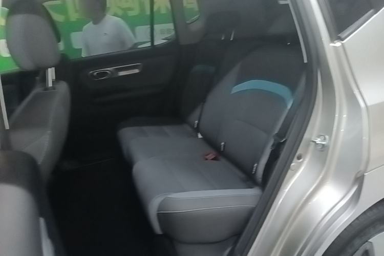 Used AION Y 2023 Younger Left Rear Seat