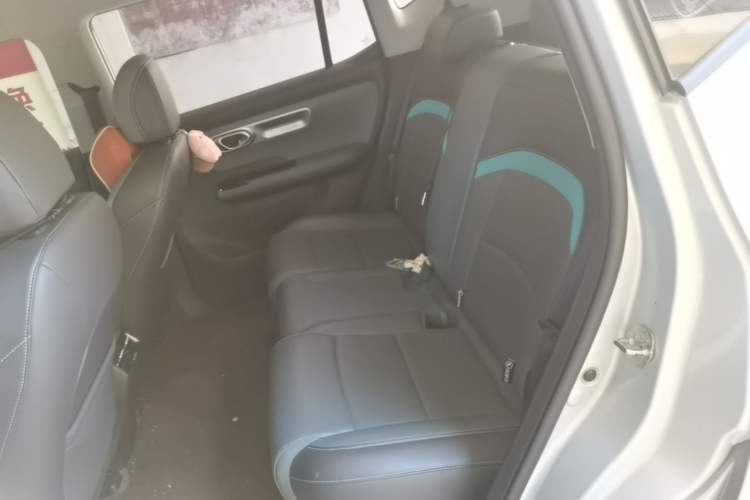 Used AION Y 2023 Younger Star Edition Left Rear Seat
