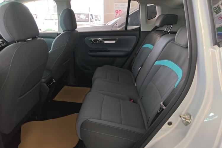Used AION Y 2023 Younger Left Rear Seat