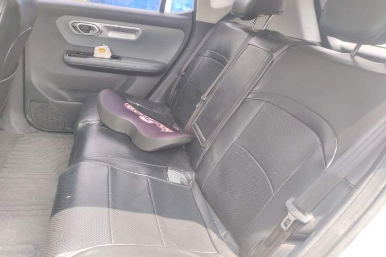 Used AION Y 2023 Plus 510 Enjoy Edition Left Rear Seat