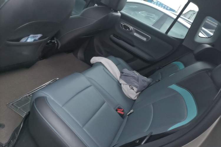 Used AION Y 2023 Plus 510 Smart Edition Left Rear Seat