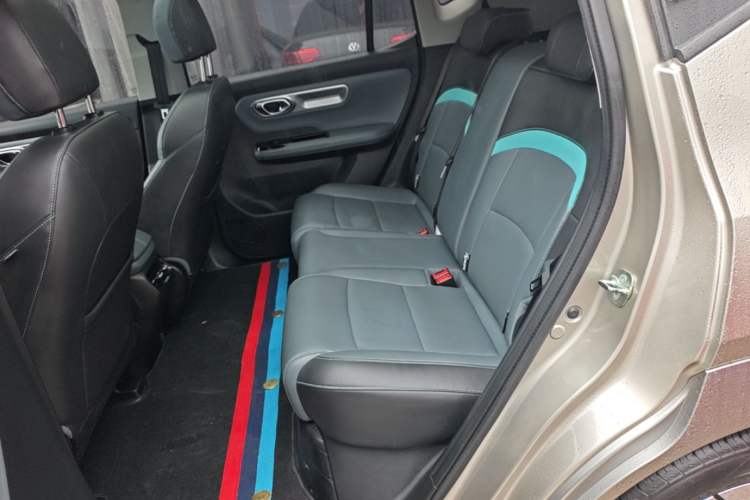 Used AION Y 2023 Plus 510 Smart Edition Left Rear Seat