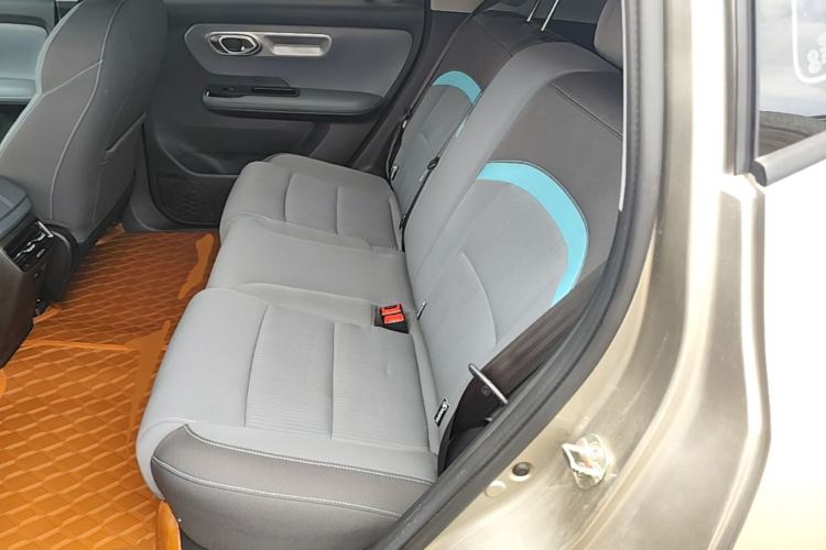 Used AION Y 2023 Plus 510 Enjoy Edition Left Rear Seat