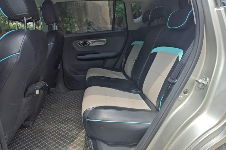 Used AION Y 2023 Plus 510 Enjoy Edition Left Rear Seat