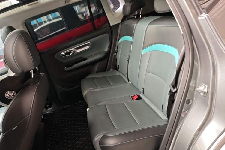 Used AION Y 2023 Plus 510 Smart Edition Left Rear Seat