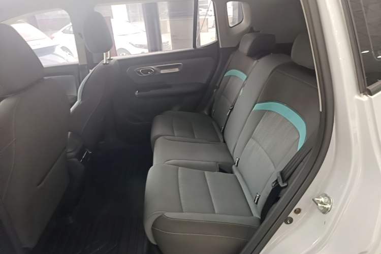 Used AION Y 2023 Plus 510 Enjoy Edition Left Rear Seat