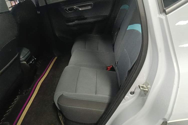 Used AION Y 2023 Plus 510 Enjoy Edition Left Rear Seat