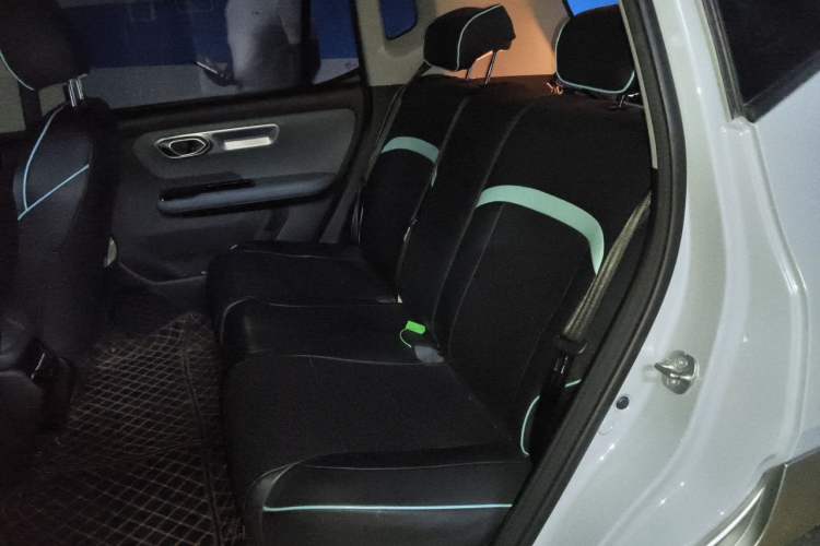 Used AION Y 2023 Plus 510 Enjoy Edition Left Rear Seat