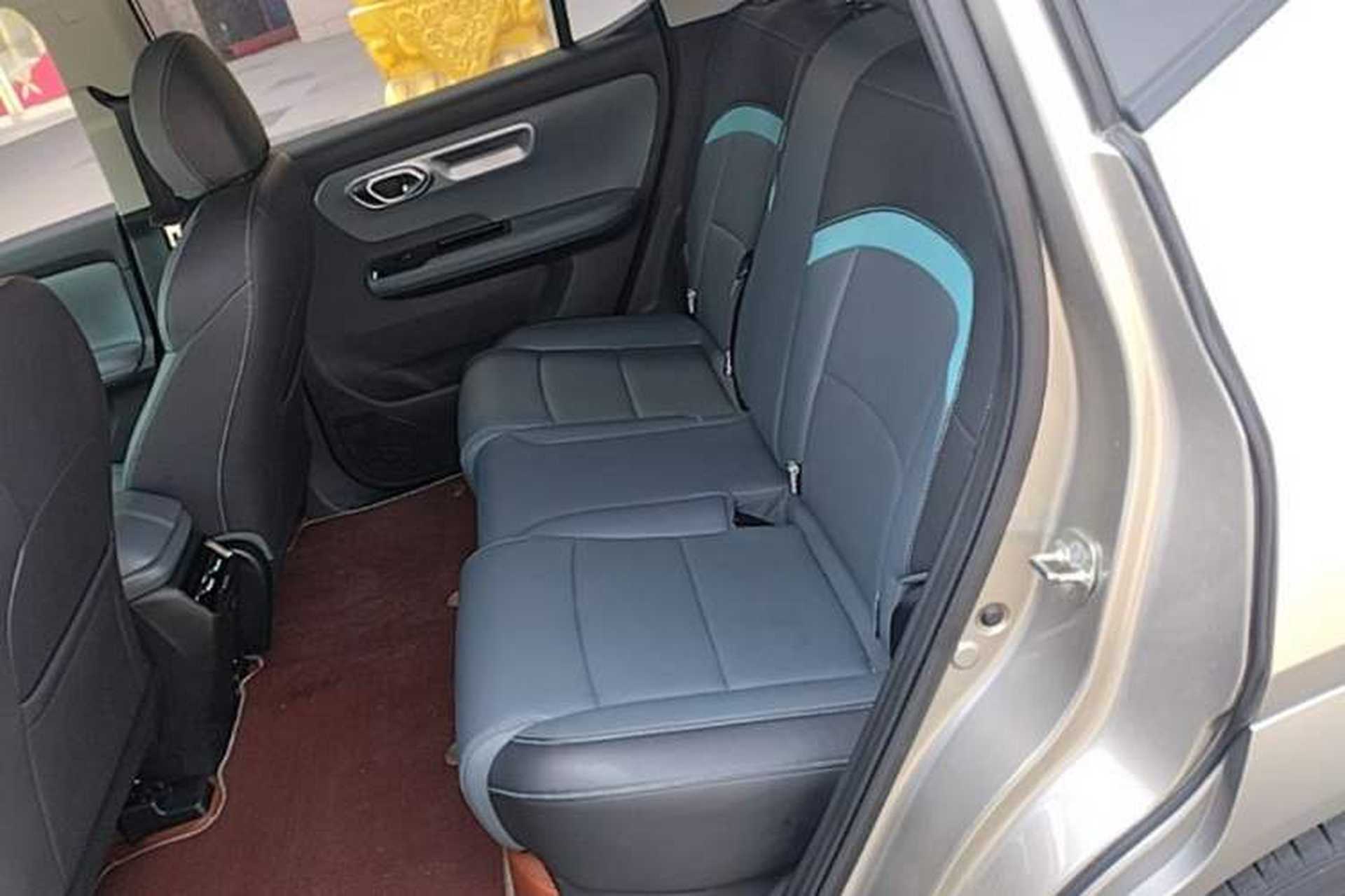 Used AION Y 2023 Younger Star Edition Left Rear Seat