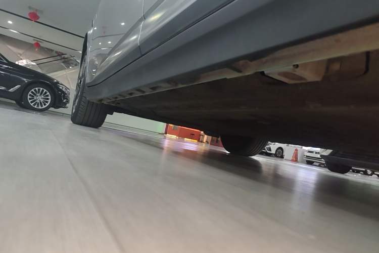 Used AION Y 2023 Plus 510 Enjoy Edition Left Side Sill