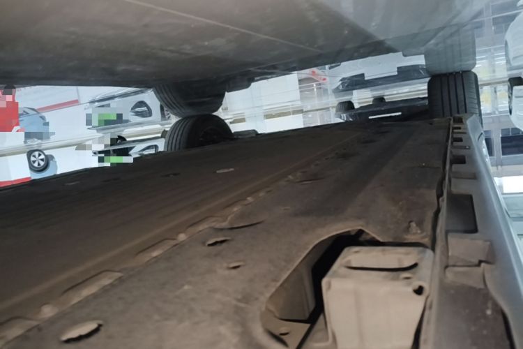 Used AION Y 2023 Younger Left Side Sill