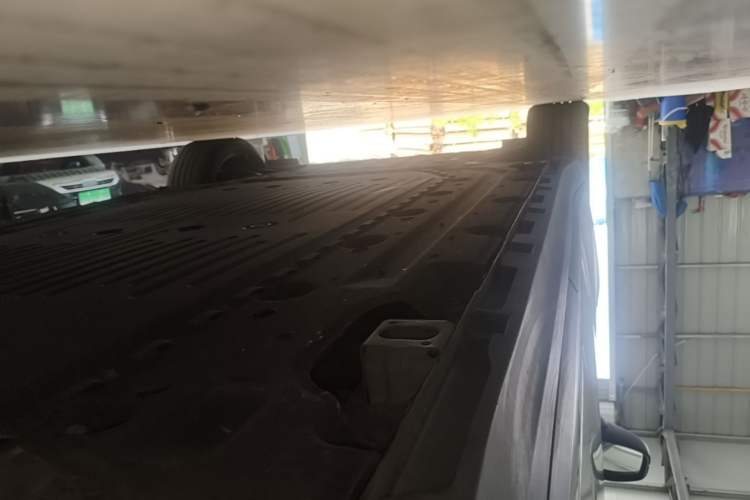 Used AION Y 2023 Younger Left Side Sill