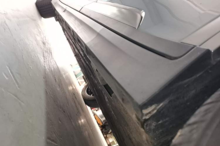 Used AION Y 2023 Plus 510 Smart Edition Left Side Sill