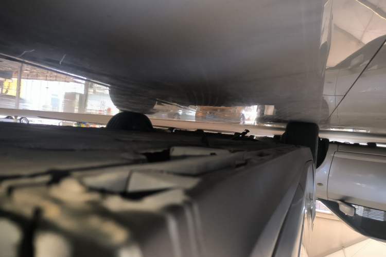 Used AION Y 2023 Plus 510 Smart Edition Left Side Sill