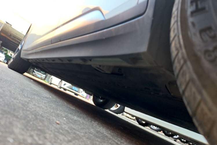 Used AION Y 2023 Younger Star Edition Left Side Sill