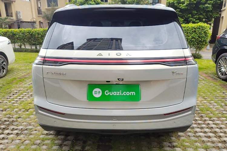 Used AION Y 2023 Younger Rear