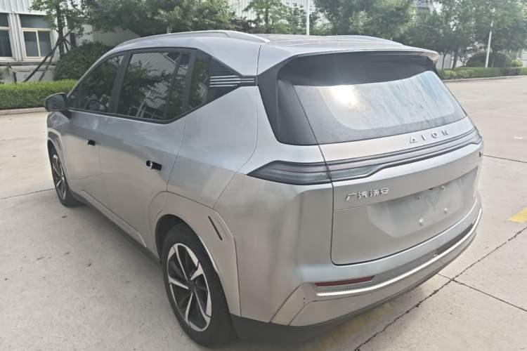 Used AION Y 2023 Plus 510 Smart Edition Rear Left 45 Deg