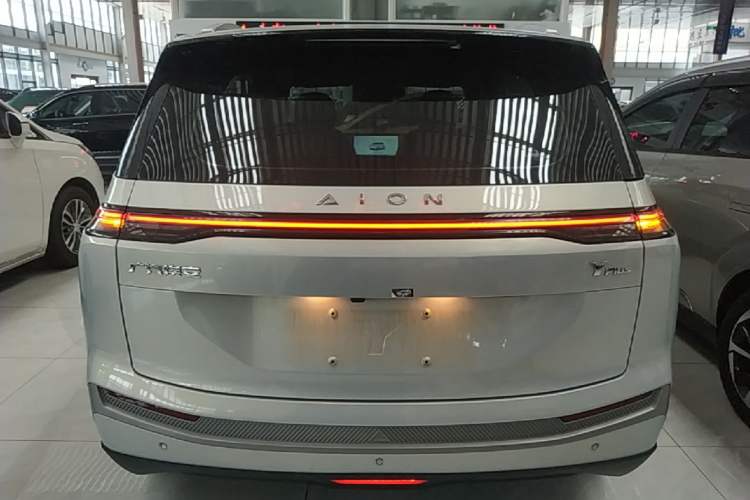 Used AION Y 2023 Younger Rear