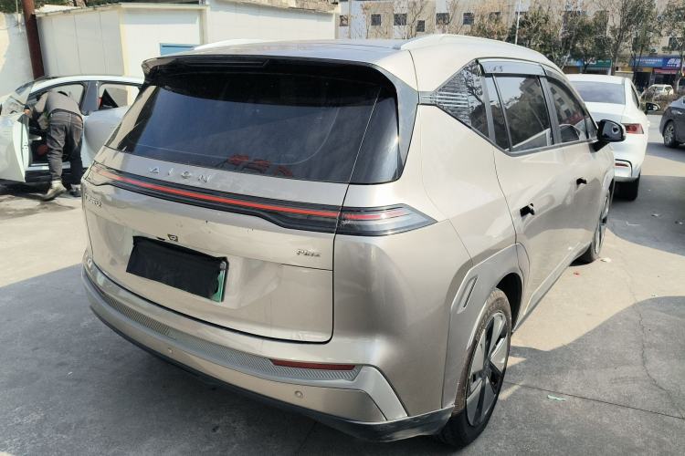 Used AION Y 2023 Plus 510 Enjoy Edition Rear Right 45 Deg