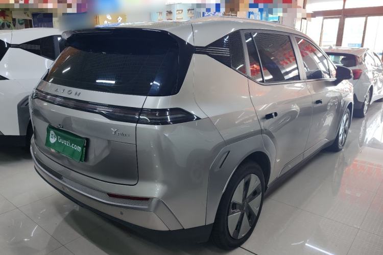 Used AION Y 2023 Plus 510 Enjoy Edition Rear Right 45 Deg