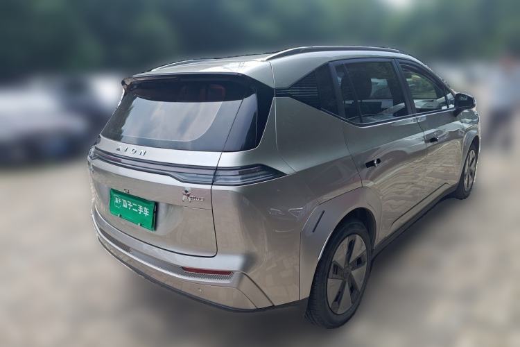 Used AION Y 2023 Plus 510 Enjoy Edition Rear Right 45 Deg