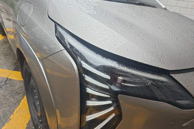 Used AION Y 2023 Plus 510 Enjoy Edition Right Front Headlight