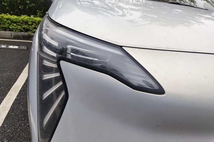 Used AION Y 2023 Younger Star Edition Right Front Headlight