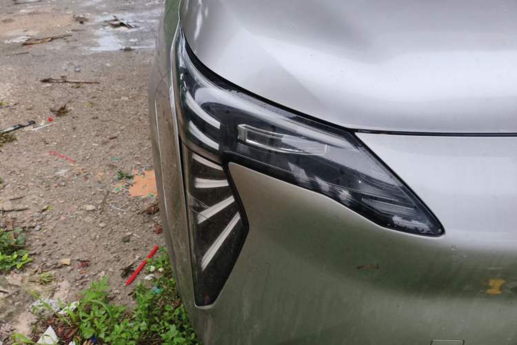 Used AION Y 2023 Plus 510 Enjoy Edition Right Front Headlight