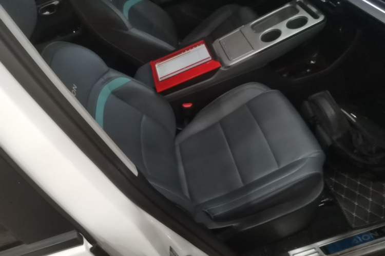 Used AION Y 2023 Plus 510 Smart Edition Right Front Seat