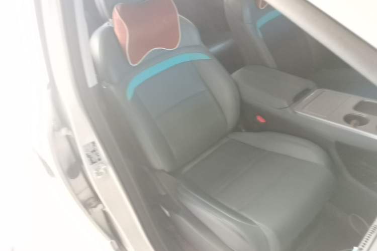 Used AION Y 2023 Younger Star Edition Right Front Seat