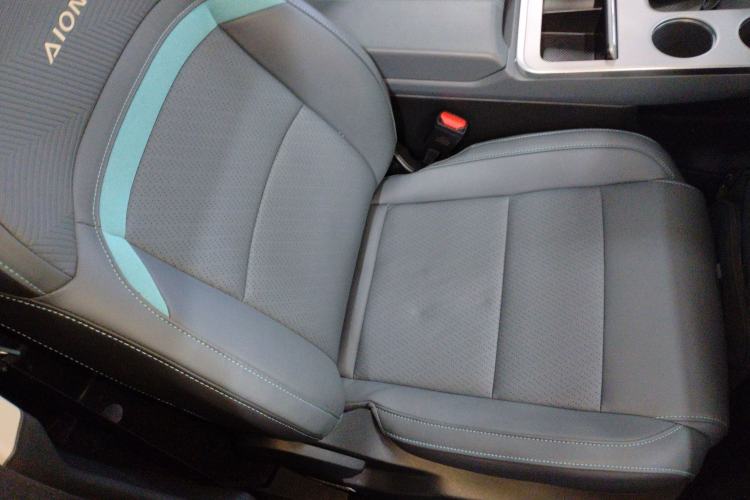 Used AION Y 2023 Plus 610 Smart Edition Ternary Lithium Right Front Seat