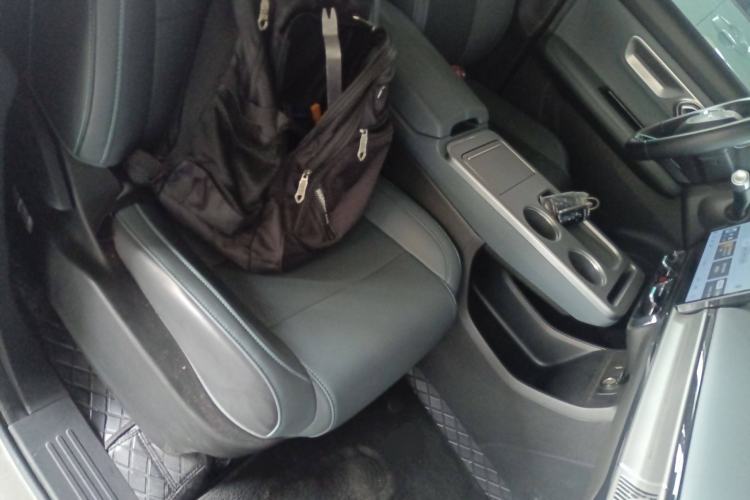 Used AION Y 2023 Plus 510 Smart Edition Right Front Seat