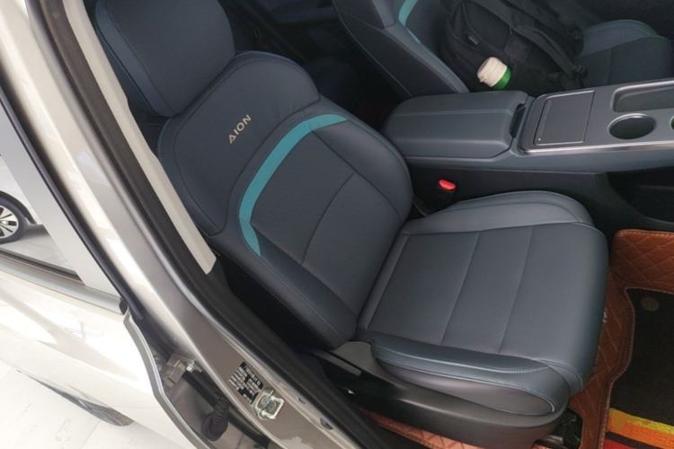 Used AION Y 2023 Plus 510 Smart Edition Right Front Seat