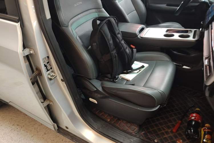 Used AION Y 2023 Younger Star Edition Right Front Seat