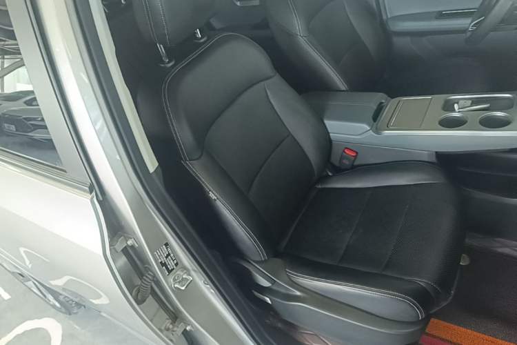Used AION Y 2023 Younger Right Front Seat
