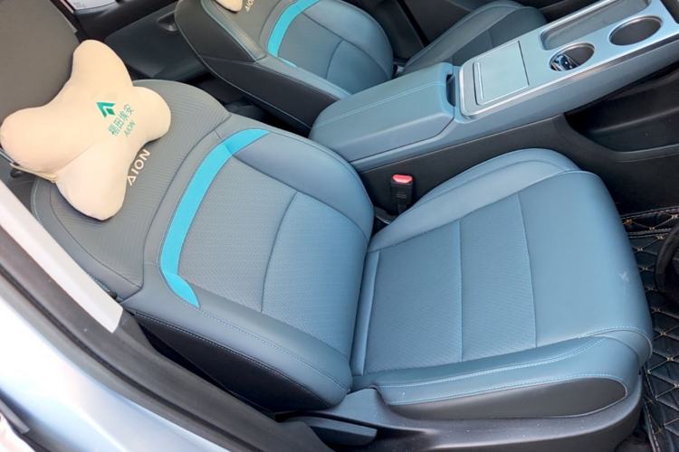 Used AION Y 2023 Younger Star Edition Right Front Seat