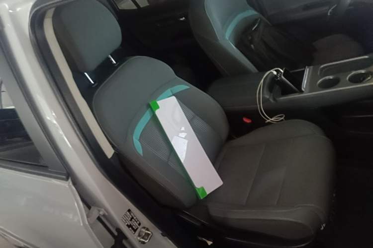 Used AION Y 2023 Plus 510 Enjoy Edition Right Front Seat
