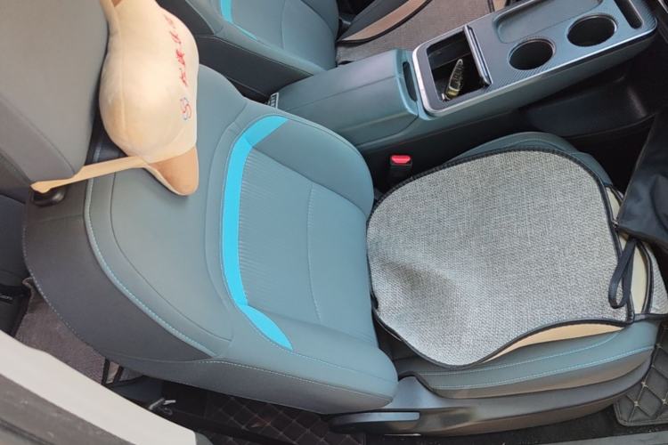 Used AION Y 2023 Plus 510 Enjoy Edition Right Front Seat