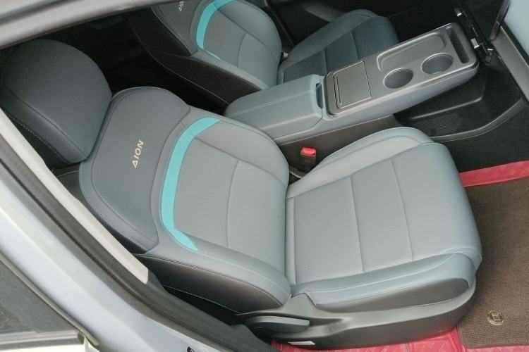 Used AION Y 2023 Younger Star Edition Right Front Seat