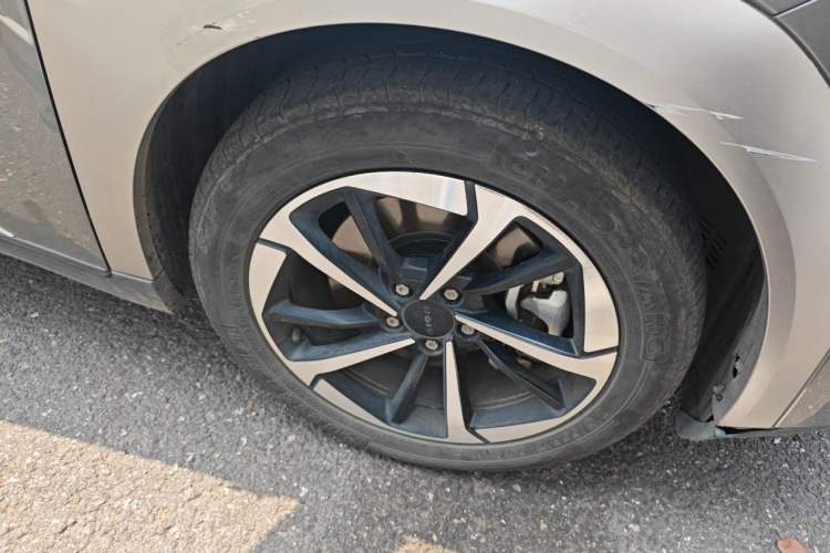 Used AION Y 2023 Plus 510 Smart Edition Right Front Wheel Hub