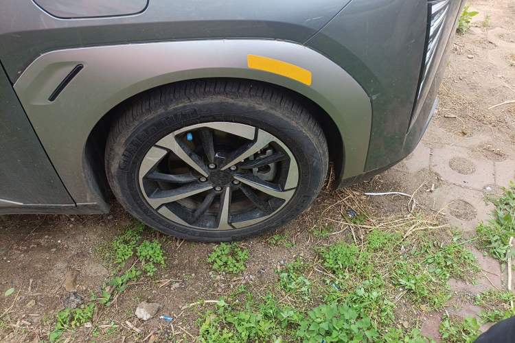 Used AION Y 2023 Plus 510 Smart Edition Right Front Wheel Hub