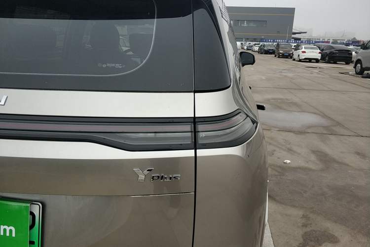 Used AION Y 2023 Plus 510 Smart Edition Right Rear Taillight