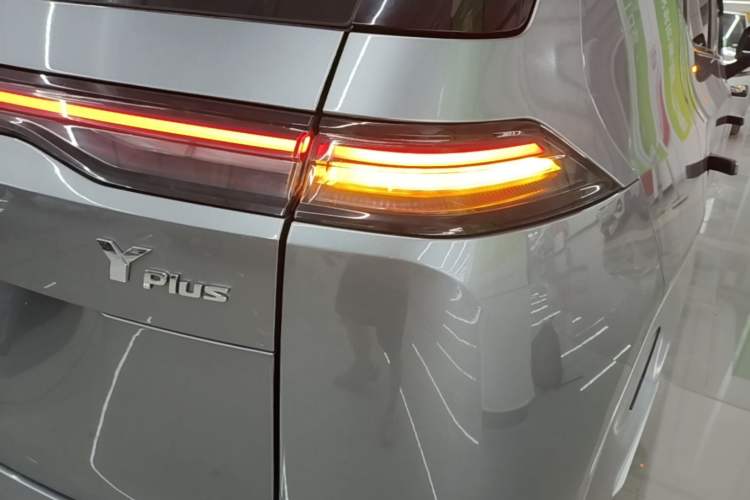 Used AION Y 2023 Younger Right Rear Taillight