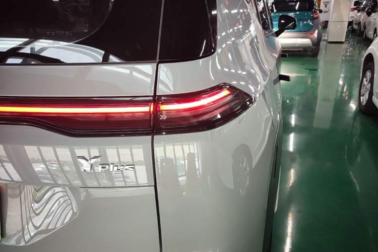 Used AION Y 2023 Younger Star Edition Right Rear Taillight