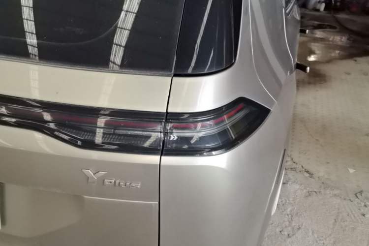 Used AION Y 2023 Plus 510 Enjoy Edition Right Rear Taillight