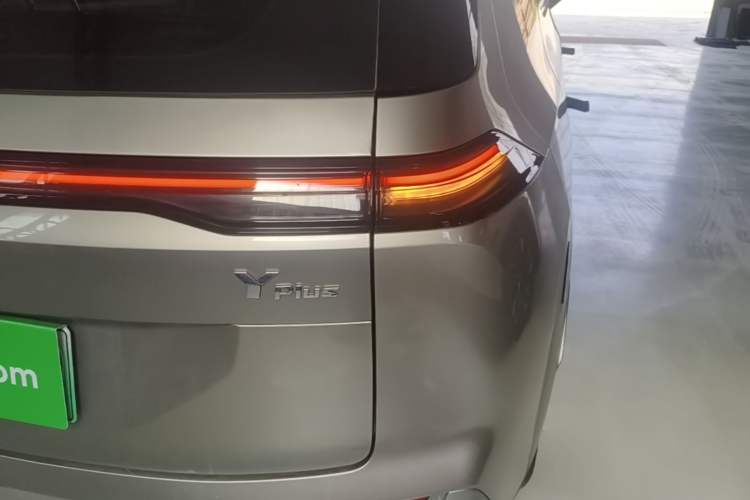 Used AION Y 2023 Younger Right Rear Taillight