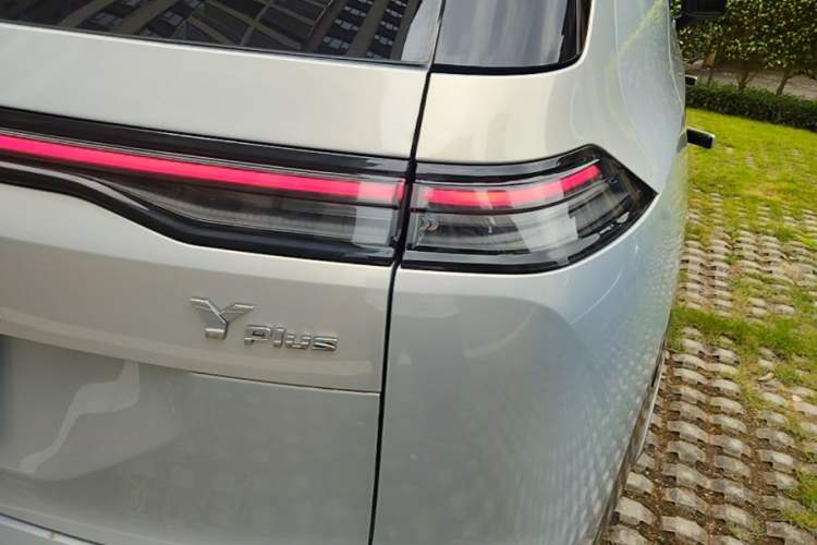 Used AION Y 2023 Younger Right Rear Taillight
