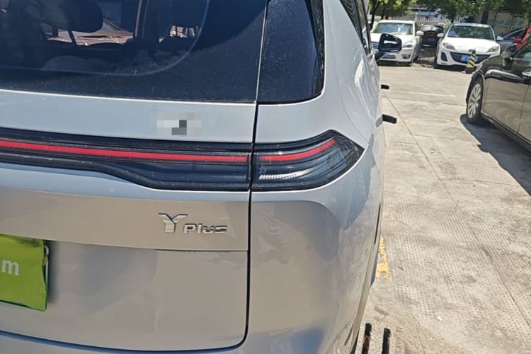 Used AION Y 2023 Younger Star Edition Right Rear Taillight